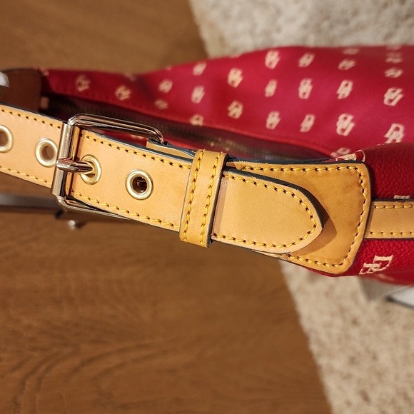 Dooney and Bourke small shoulder hobo bag - Picture 11 of 15